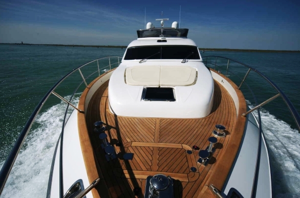 TIVELLA Yacht Charter Details, VZ 68 | CHARTERWORLD Luxury Superyachts